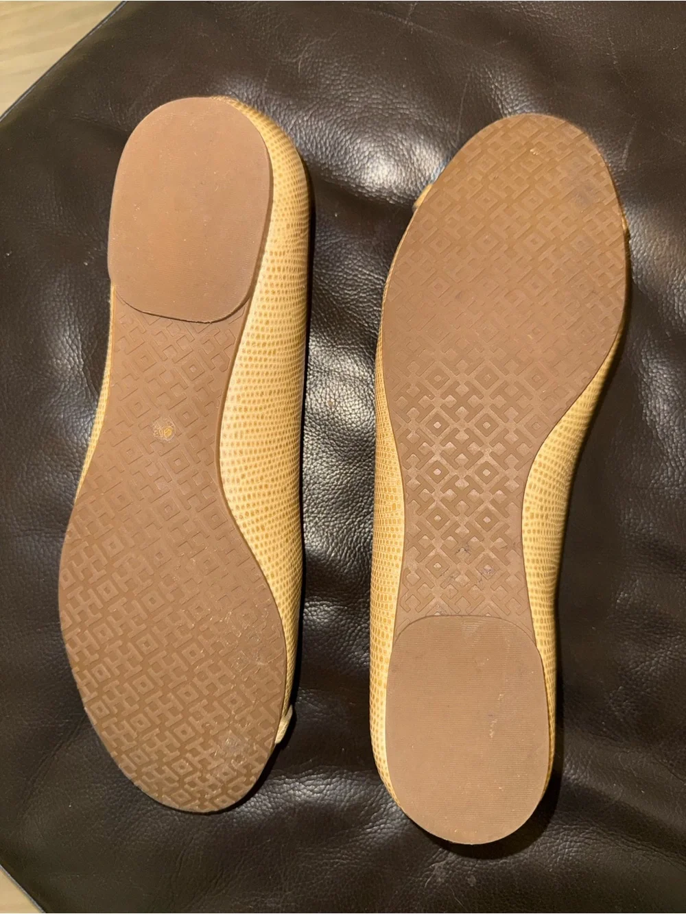 Tory Burch Neutral Tan Leather Logo Ballet Flats
